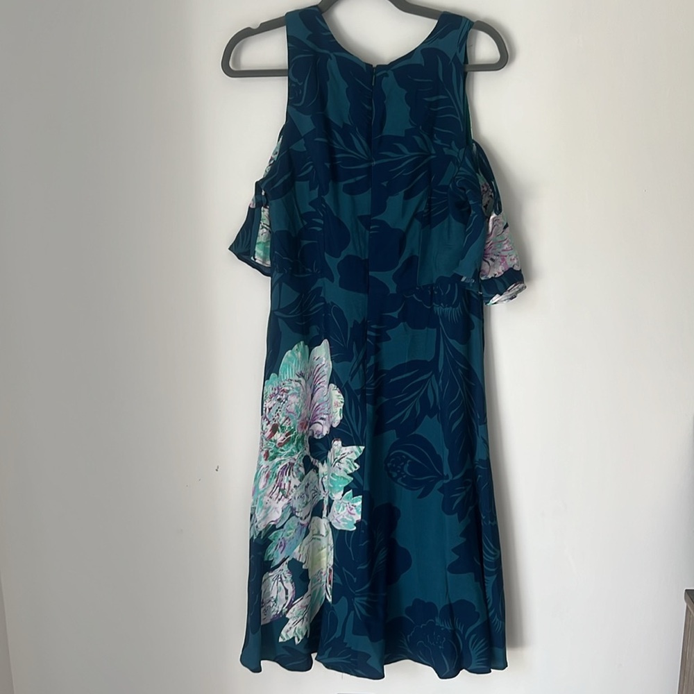 Anthropologie Maeve Elia Cold Shoulder Dress - Picture 7 of 9